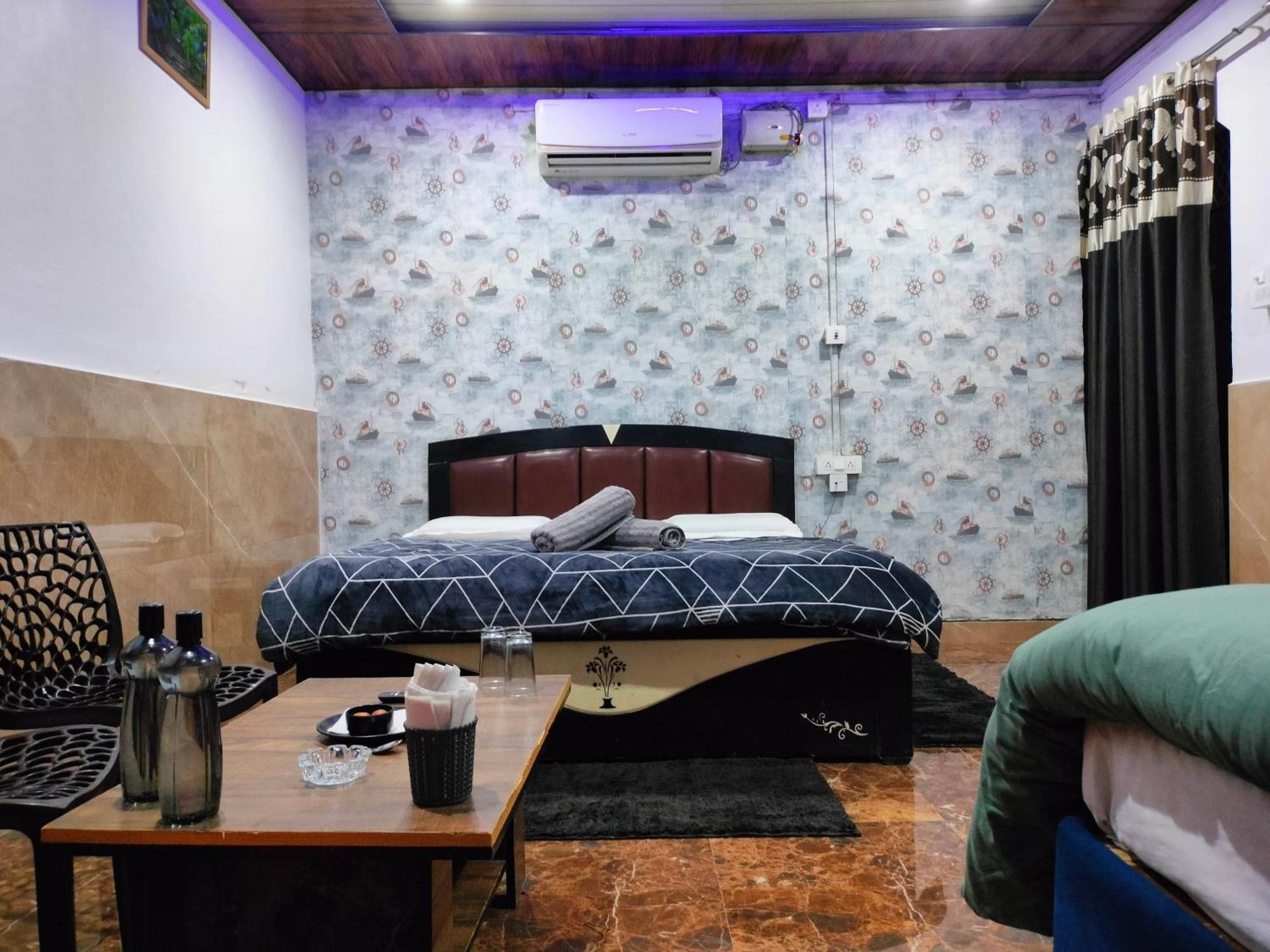 מטורה Kishan Home Stay מראה חיצוני תמונה