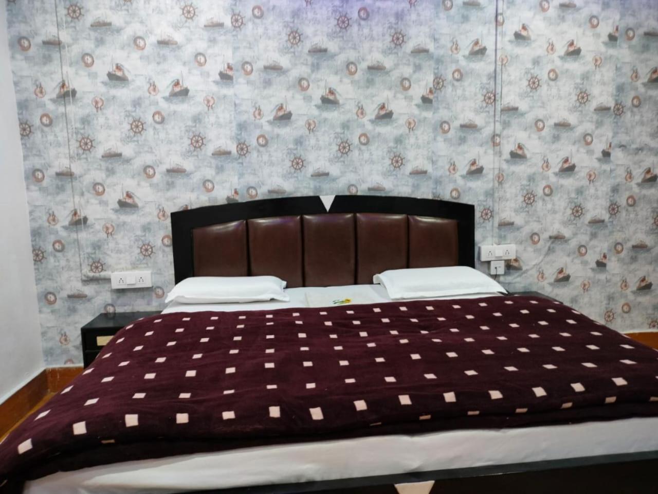 מטורה Kishan Home Stay מראה חיצוני תמונה